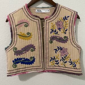 Zara Embroidered Quilted Vest Boho Floral Cropped Artisan Festival Top Size S
